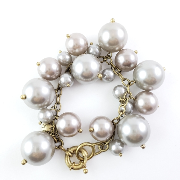 Not for sale - J. Crew Statement Bracelet Jumbo Pearls Grey - Picture 7 of 13